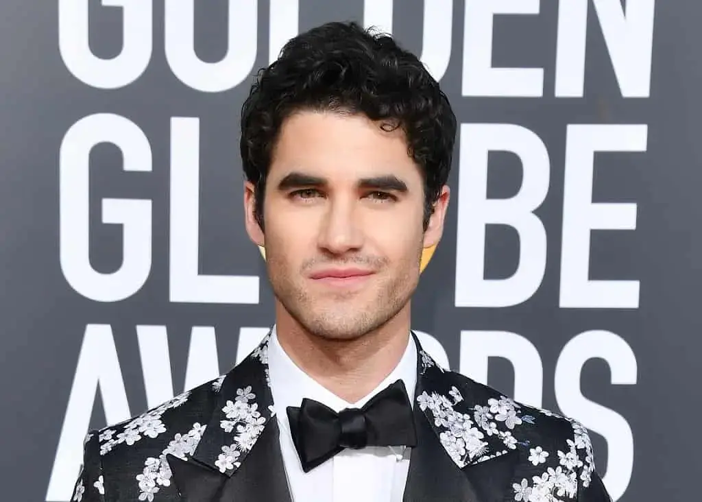 The floral jacket looked amazing on Darren Criss